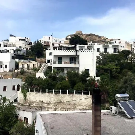 μονοκατοικία με θέα τη χώρα Apartment *