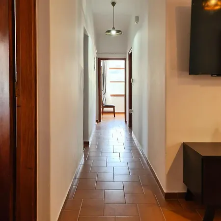 μονοκατοικία με θέα τη χώρα Apartamento *