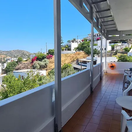 μονοκατοικία με θέα τη χώρα Apartment *