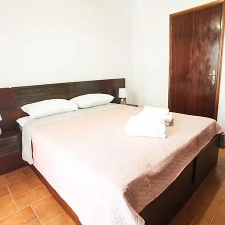 μονοκατοικία με θέα τη χώρα Apartment *