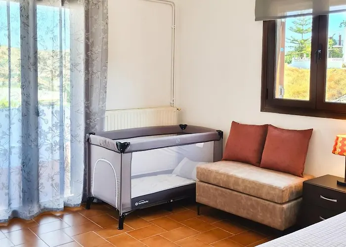 Apartment μονοκατοικία με θέα τη χώρα Skyros